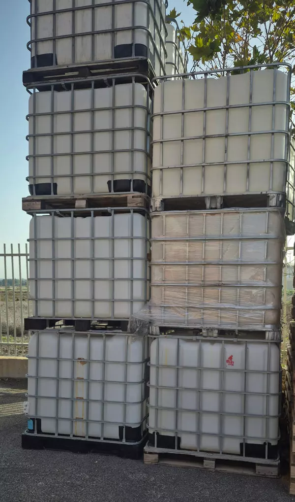 מיכלי קוביה