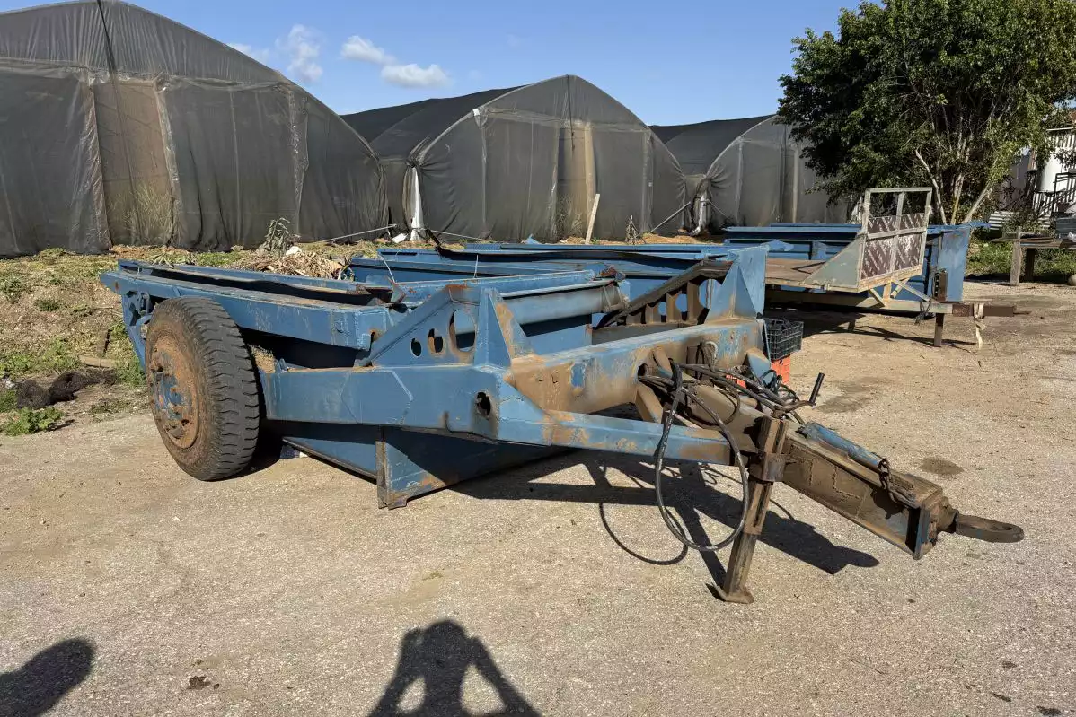 עגלה ומכולות