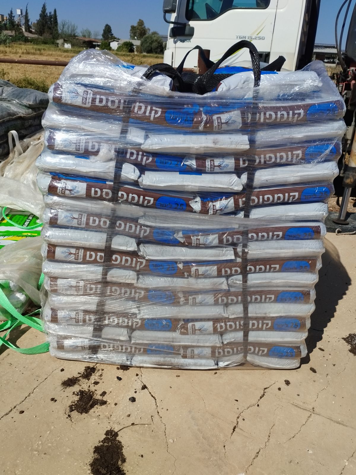 קומפוסט אורגני על בסיס פטריות 