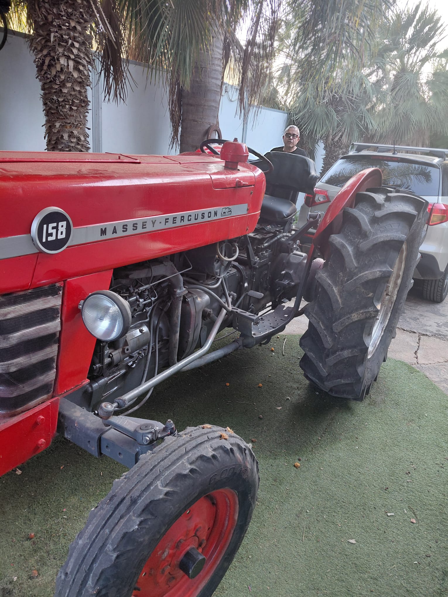 למכירה פרגיסון 158