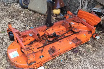 מכסחת קובוטה 3 נקודות