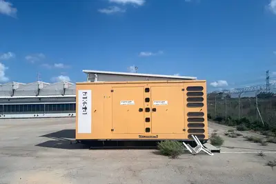 גנרטור 650KVA במצב חדש למכירה 