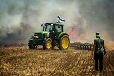 אין לי ארץ אחרת. צלם: משה פילברג מקיבוץ יד מרדכי - באדיבות חברת קנט