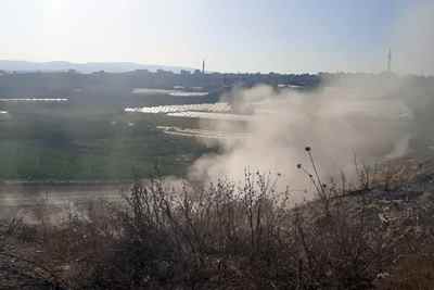 זיהום אוויר מבערות פנימיות של פסולת ביישוב ג'ת. צילום: אורן הרמן, המשרד להגנת הסביבה