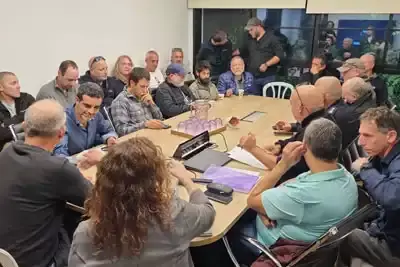 מפגש החירום למאבק בפרוטקשן. צילום: ארגון עד כאן